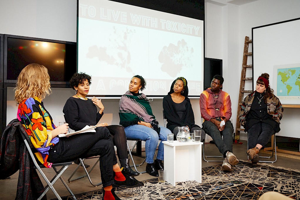 Panel: Against the Toxic: Acts of Disobedience, Interdependence and Vulnerability | Photo: Hannes Wiedemann
